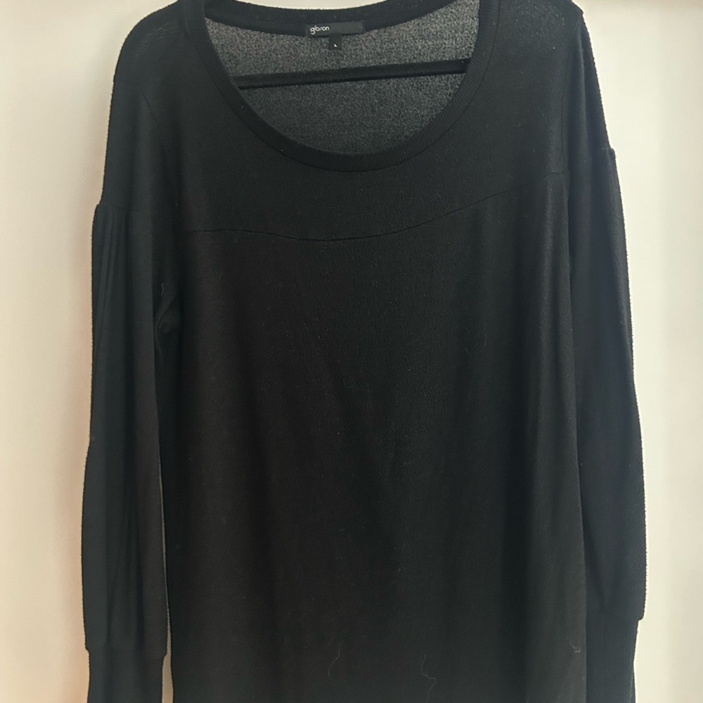 Gibson Elegant Black Knit Top